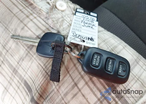 2008 Pontiac Vibe from USA, damaged, VIN 5Y2SL67858Z424456